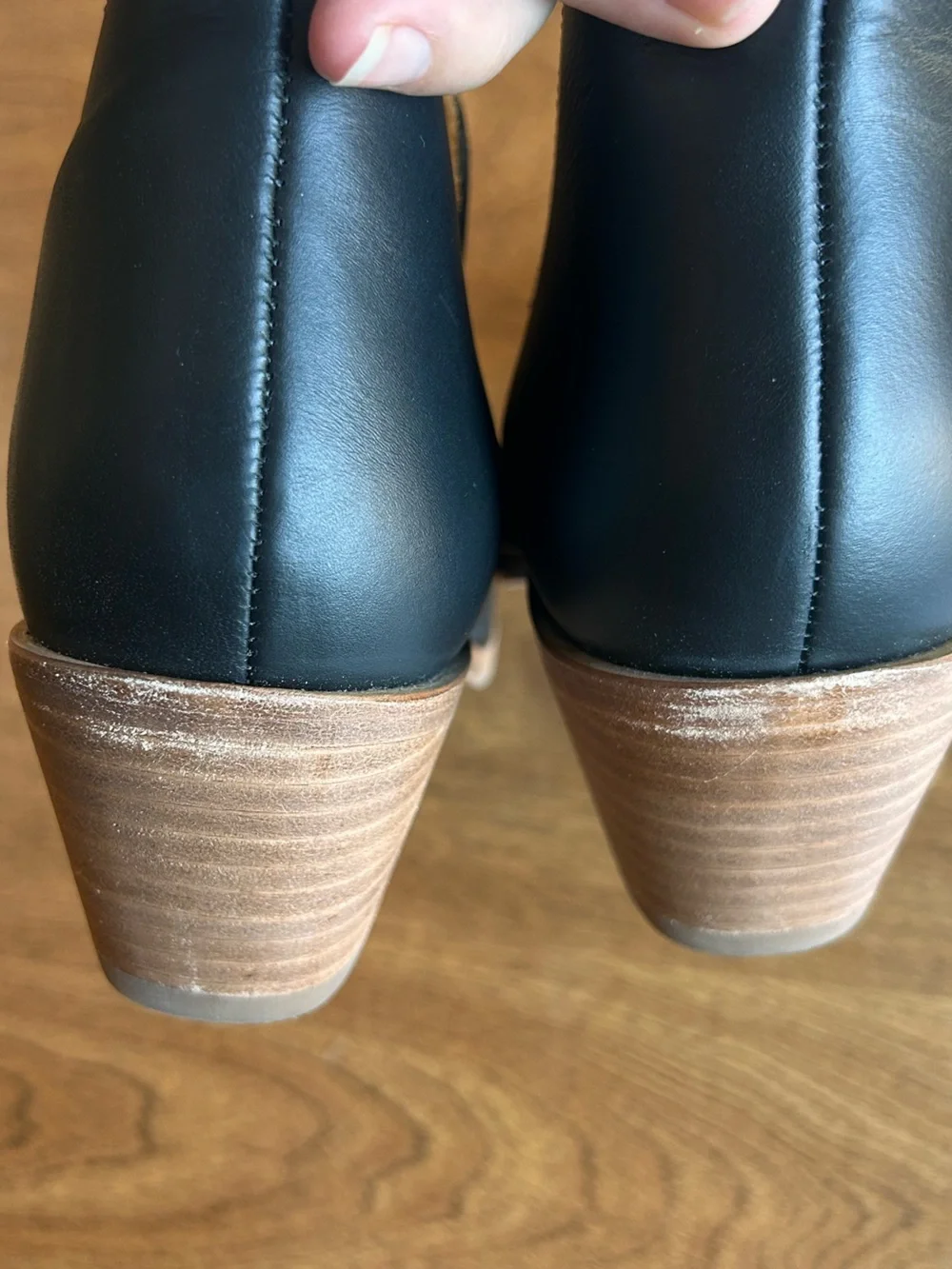 Nisolo Mia Everyday Ankle Booties in Black Leather Size 9.5